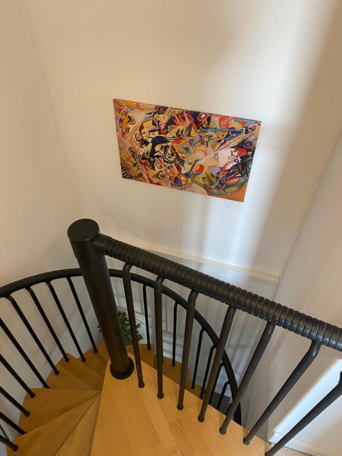 The Duplex Nairn- Spacious 3 Bedroom With Sunny Balcony Ngoại thất bức ảnh