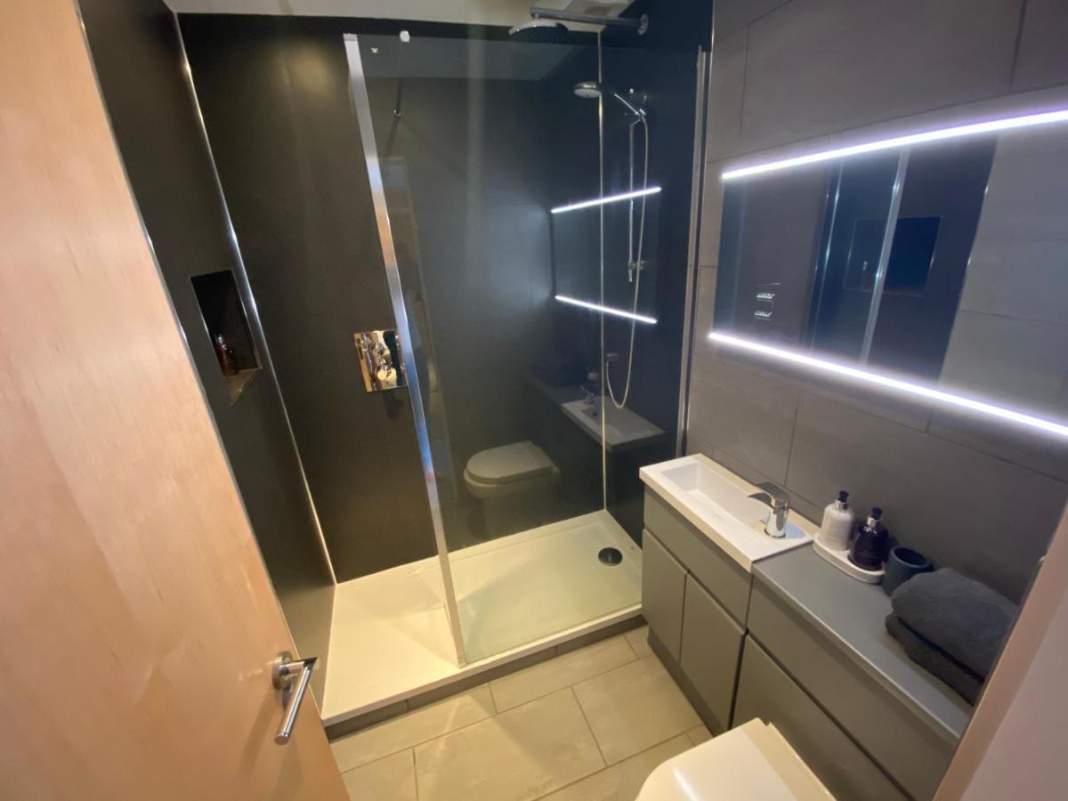 The Duplex Nairn- Spacious 3 Bedroom With Sunny Balcony Ngoại thất bức ảnh